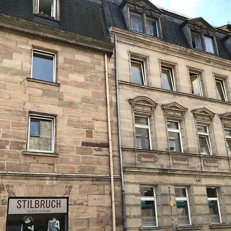 Downtown - Privaterooms Homestay Fuerth