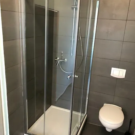 Downtown - Privaterooms