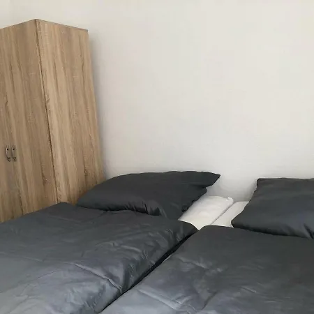 Downtown - Privaterooms *