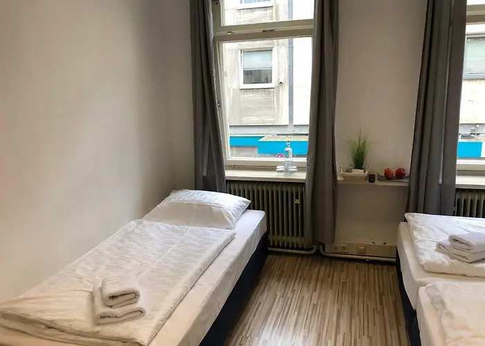 Downtown - Privaterooms Δωμάτια σε οικογενειακή κατοικία Fürth