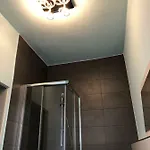 Downtown - Privaterooms *