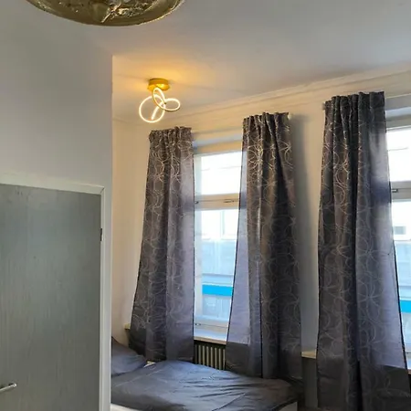 Kwatera prywatna Downtown - Privaterooms Fürth